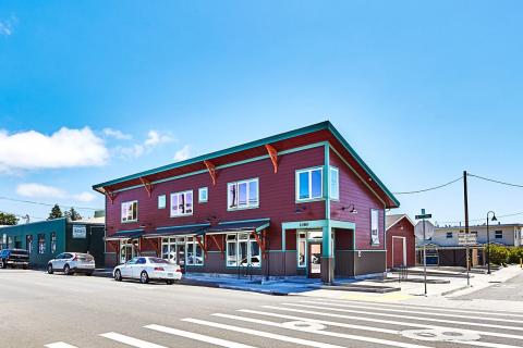 3-Suite Office Building in Arcata, CA.  Burgandy with Teal Trim beautiful Space